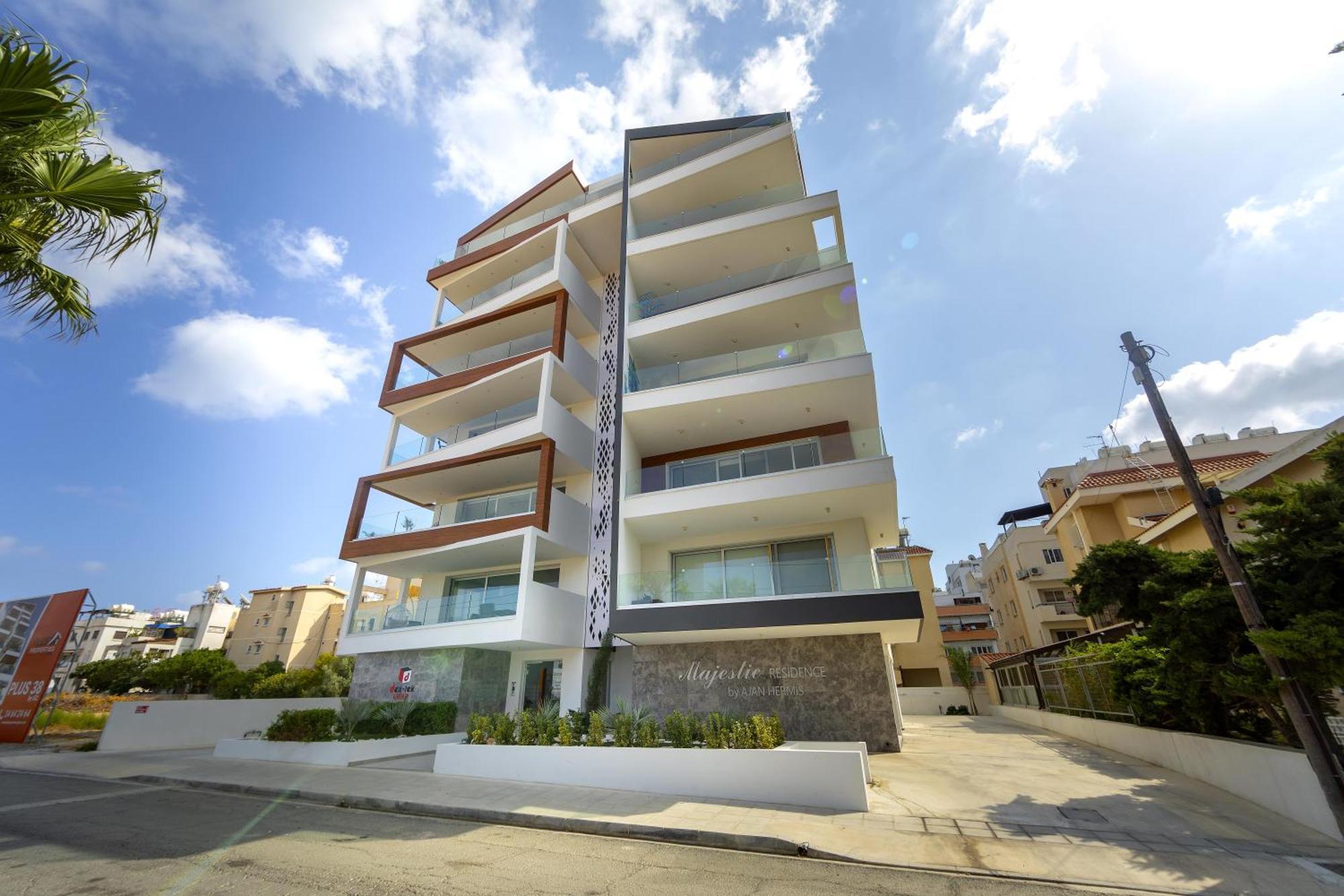 Majestic Sunset Salt Lake Views 300M From Beach Lárnaca Exterior foto
